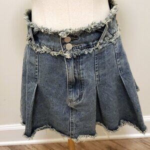 NWOT - Sweaty Rocks - Pleated denim (Jean) mini skirt - Sz Medium